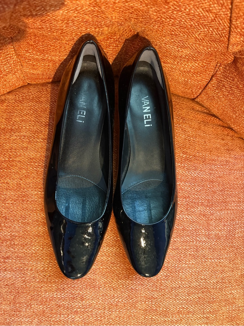 Vaneli Black Patent Leather Rounded-Toe Flats